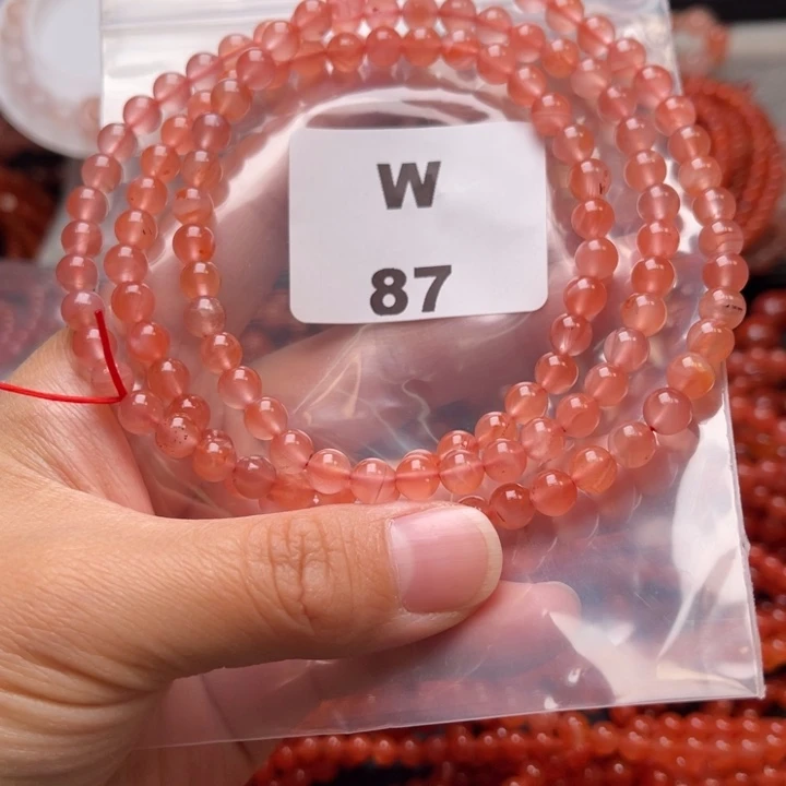 南红玛瑙未镶嵌多样性发货默认微瑕称重6mm