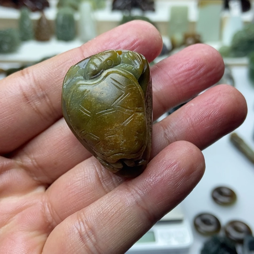【闪购商品】颈饰未镶嵌和田玉