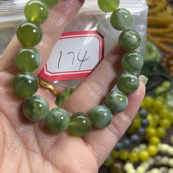 蛇纹石玉未镶嵌手链