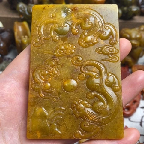 蛇纹石玉未镶嵌颈饰103