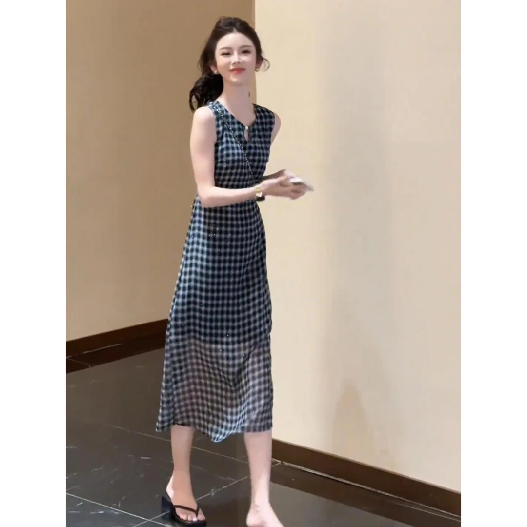 清冷感格纹无袖背心连衣裙轻奢高级感小个子裙子女2025新款夏长裙