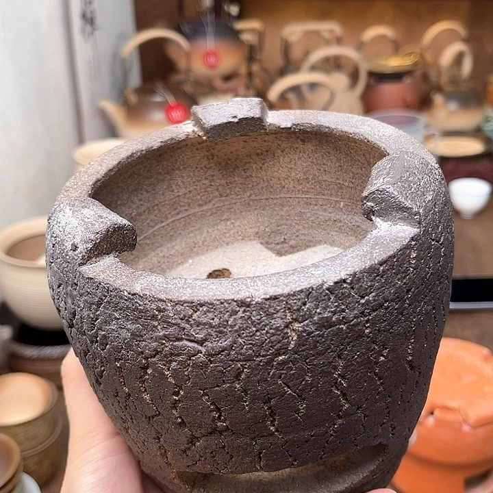 微瑕炭炉一个。。。。