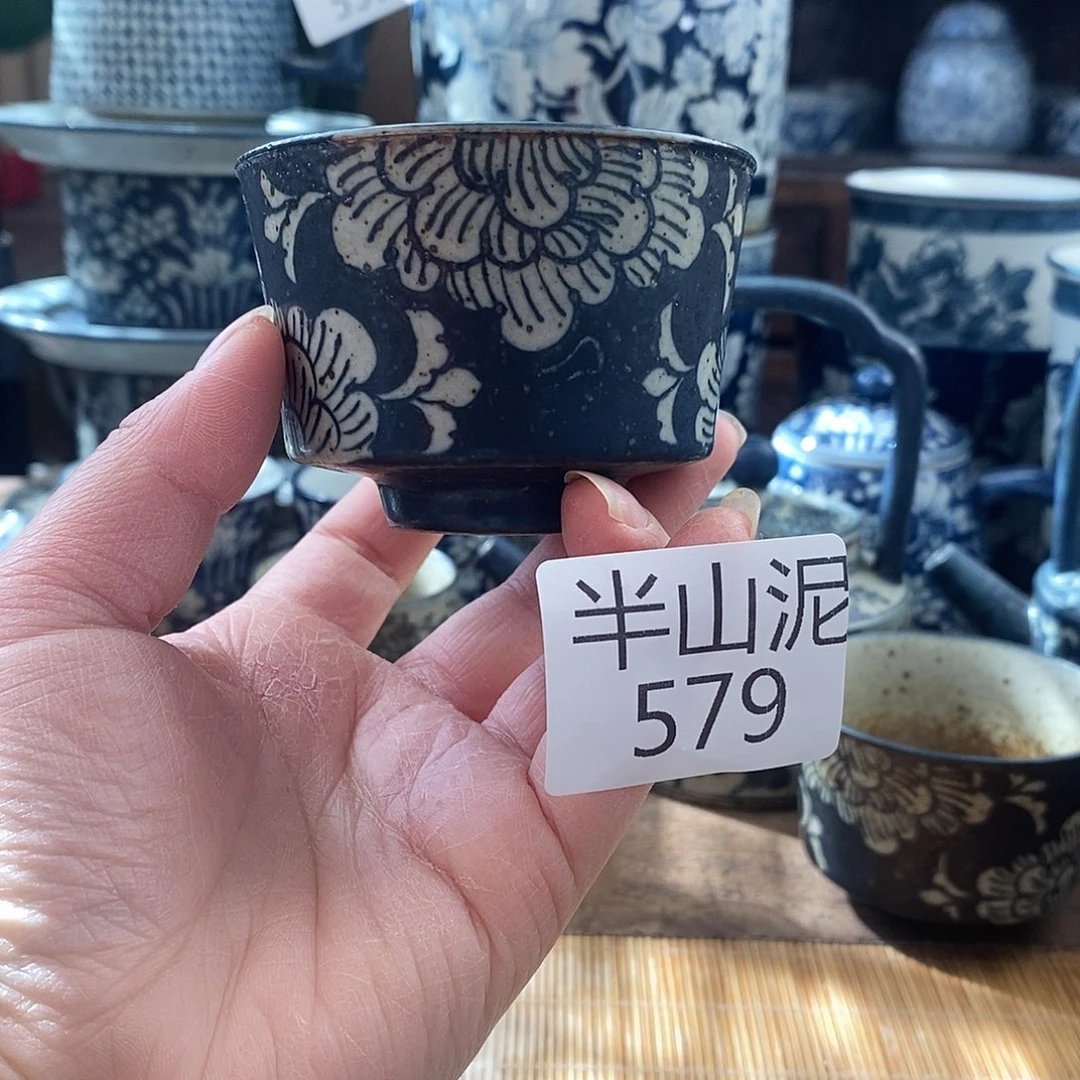 手工手绘青花陶瓷