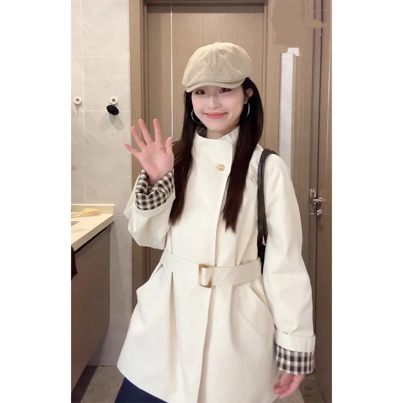 白色立领爆款短款风衣外套女韩系高级感休闲2025年春秋新款小个子