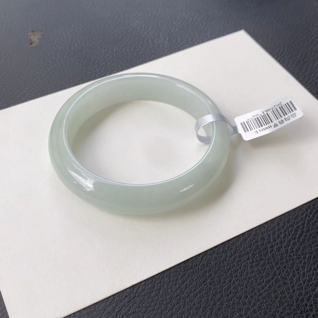 翡翠手镯未镶嵌序号：77