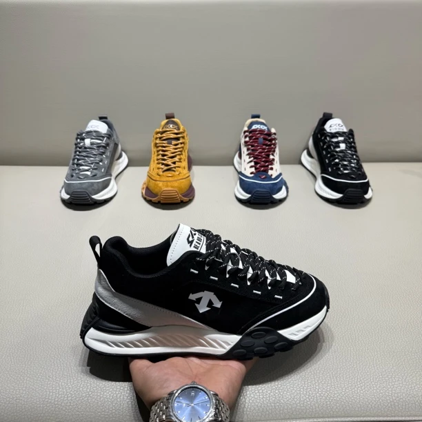 2025秋季新款时尚男鞋舒适百搭反绒皮休闲鞋痞帅潮流帅气潮男鞋