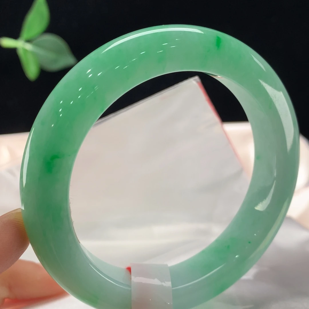 翡翠未镶嵌手镯0363