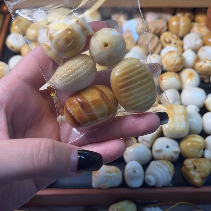 少***配菩提根/象牙果吊坠秒秒秒秒秒秒秒秒