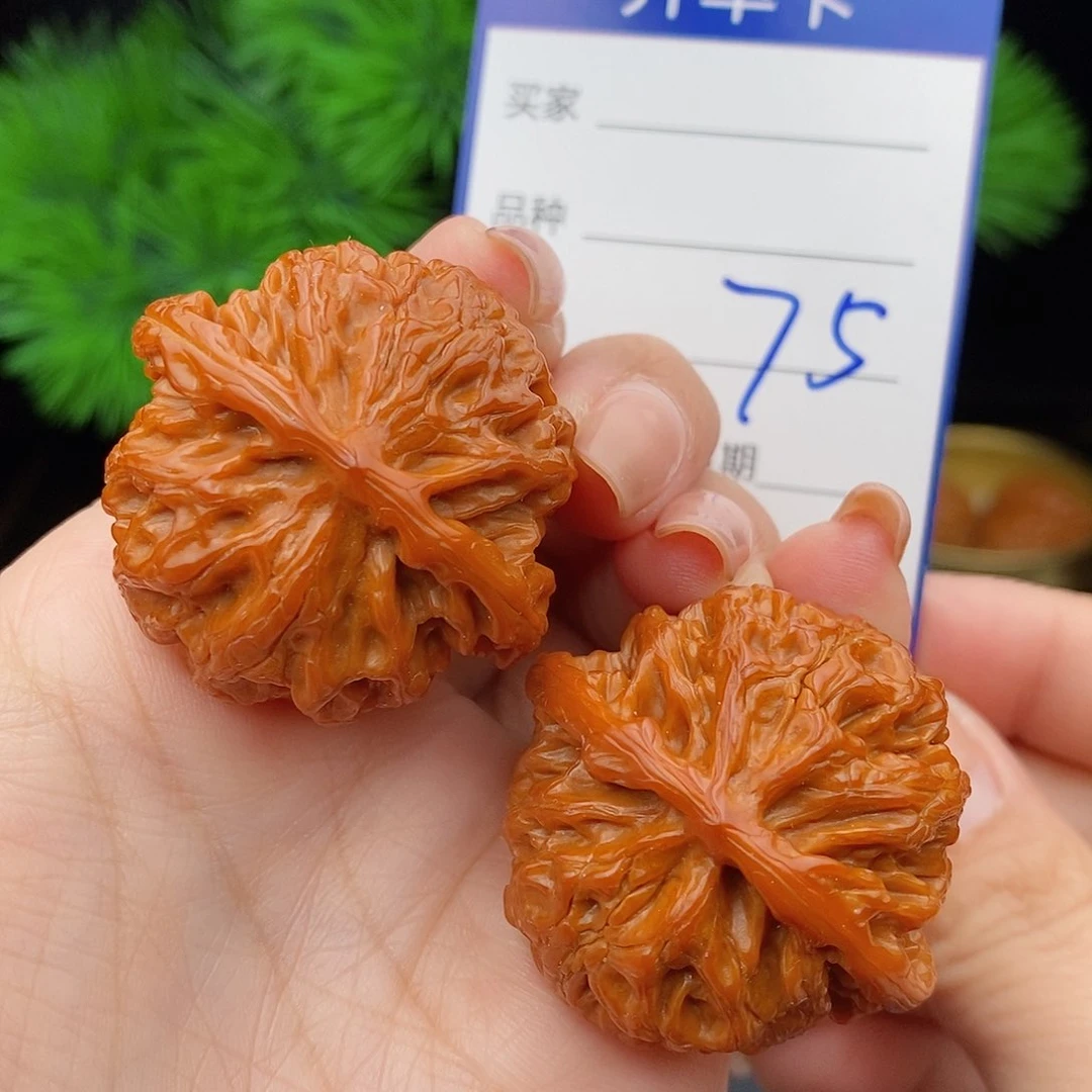 文玩核桃把件40苹果75