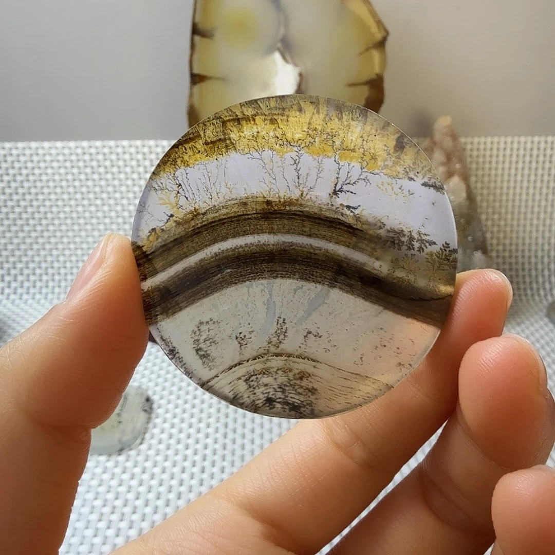 狼***子玛瑙/玉髓未镶嵌吊坠(不含链)