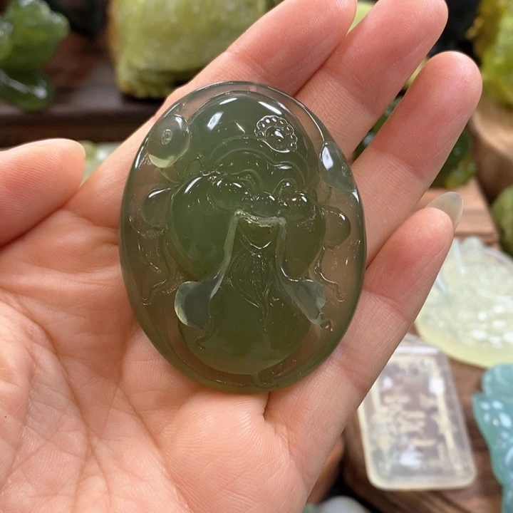 未镶嵌蛇纹石玉挂件