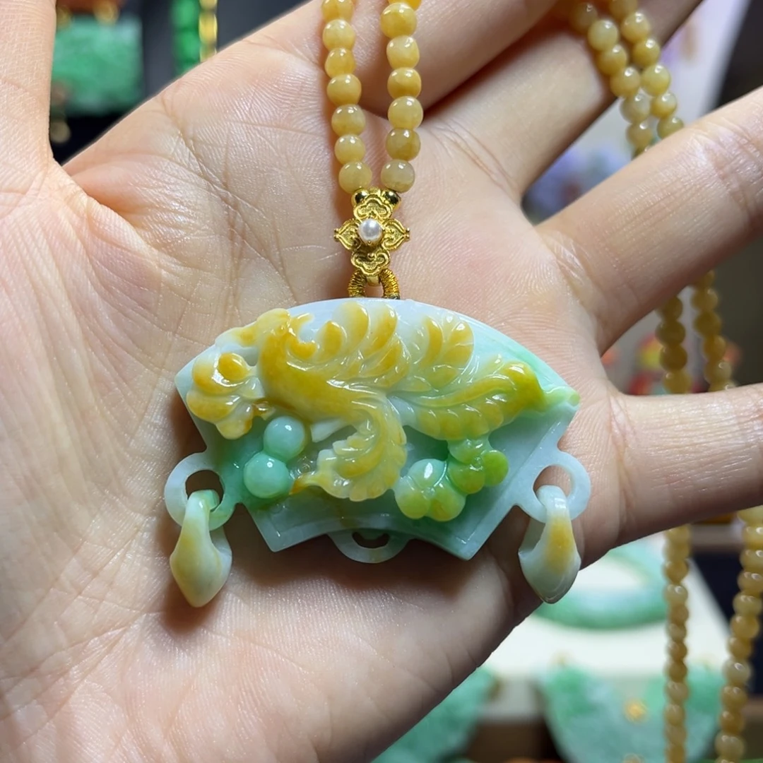翡翠未镶嵌颈饰天然翡翠