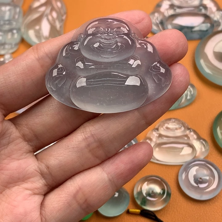 翡翠未镶嵌颈饰……