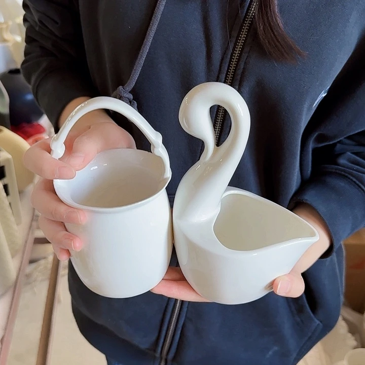 美丽的花瓶去搂哦