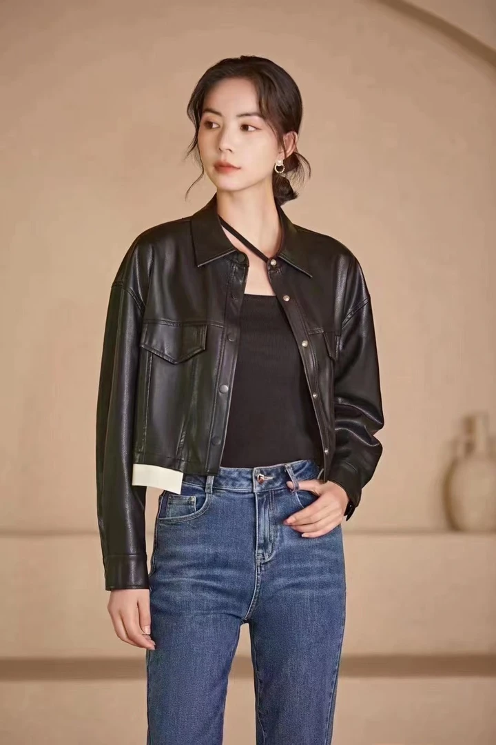 春款时尚短款PU皮衣