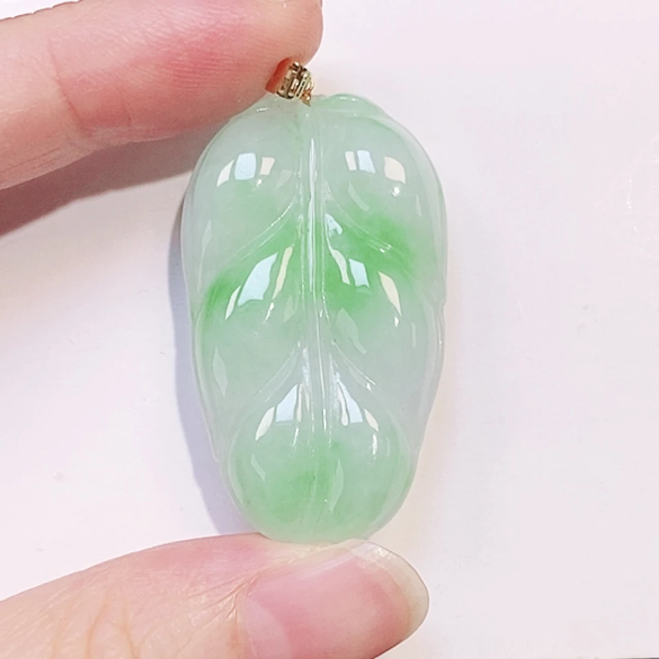 缅甸天然翡翠A货 冰飘花翡翠阳绿大叶子吊坠