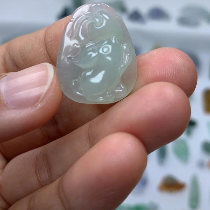 翡翠未镶嵌吊坠(不含链)