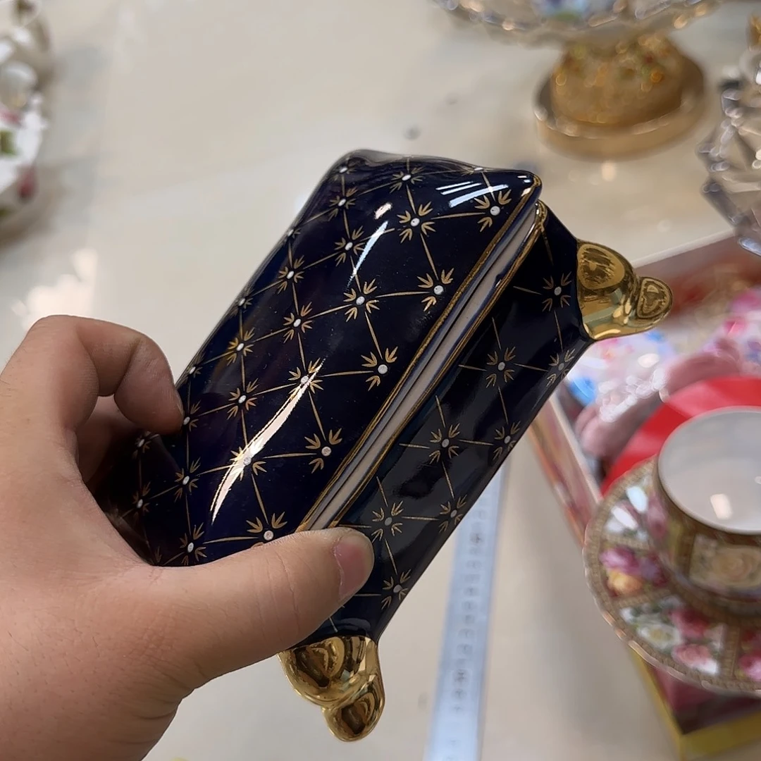 外贸陶瓷冠衡有限公司