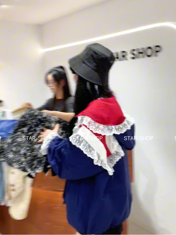 ｛自留风衣｝蕾丝拼接 红蓝撞色 个性风衣外套