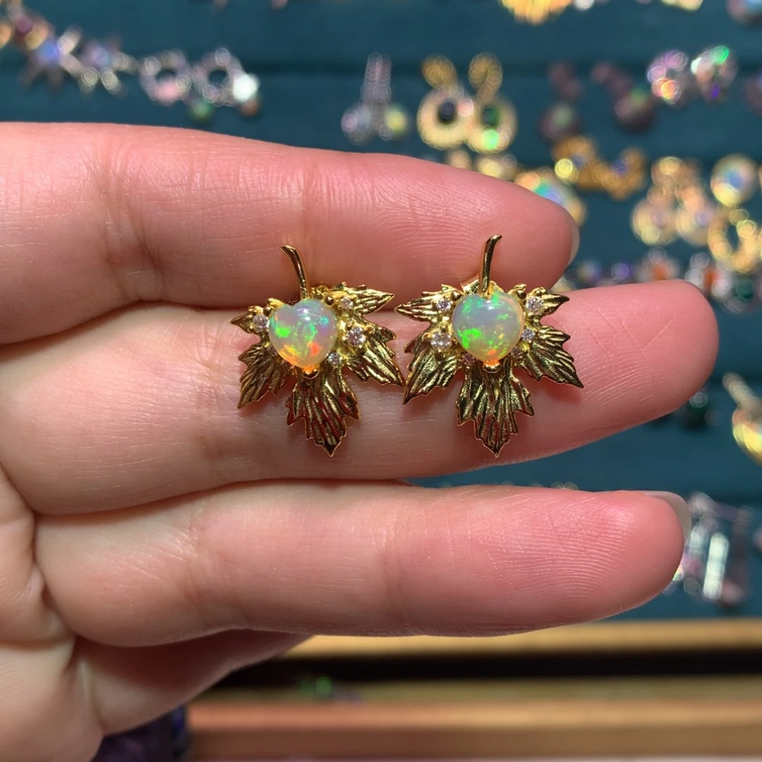 银S925镶嵌欧泊耳钉款式