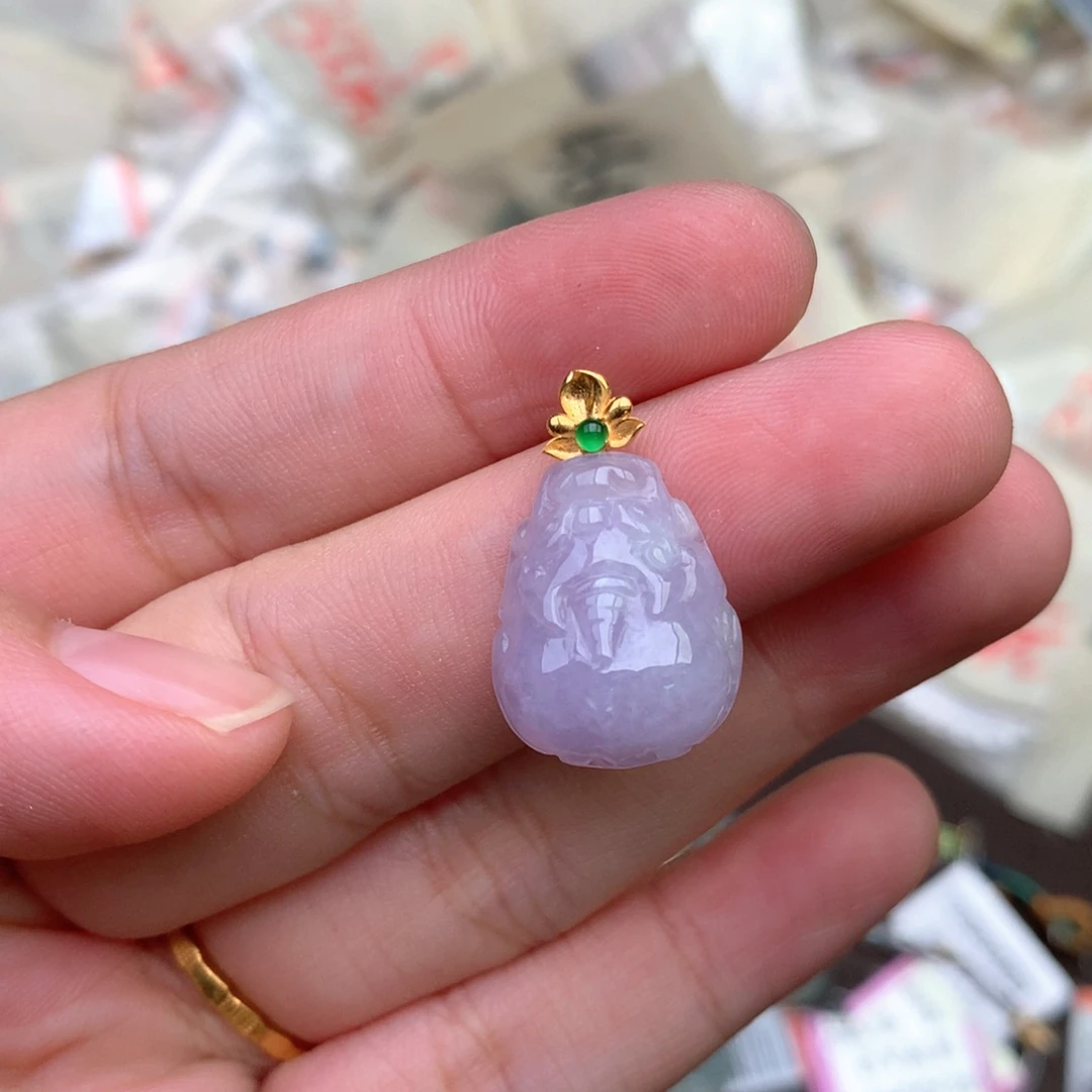 翡翠18K金镶嵌挂件一