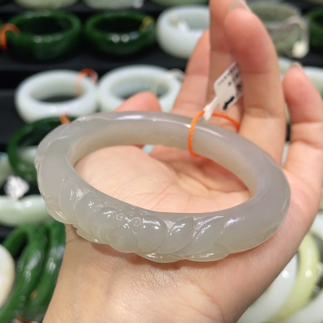 未镶嵌手镯和田玉67