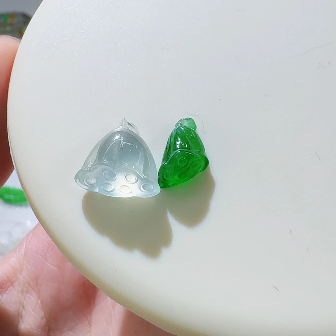 翡翠颈饰未镶嵌圈***圈莲蓬一对买断