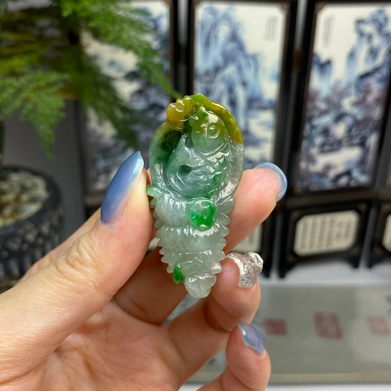 黄加绿年年有余鱼海螺小吊坠挂件 天然翡翠A货