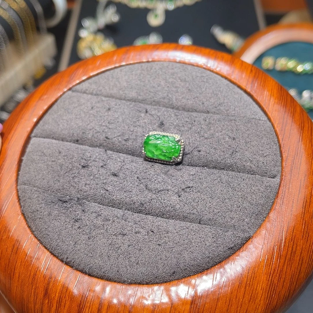 翡翠银S925镶嵌颈饰