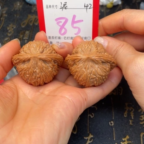 吊坠文玩核桃文玩的好