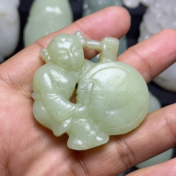 和田玉颈饰未镶嵌