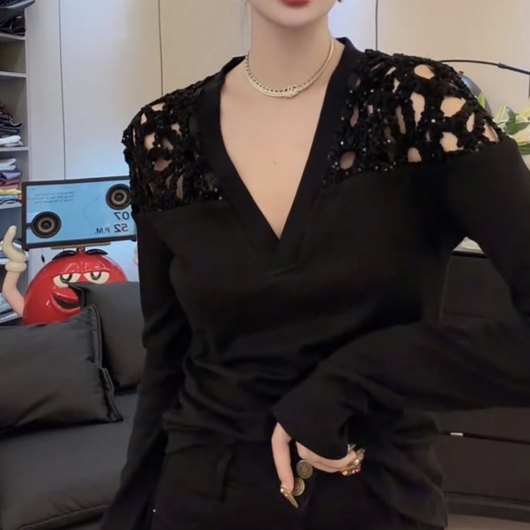 秋季新款纯色镂空性感上衣时尚洋气减龄显瘦高级感气质女神范薄绒