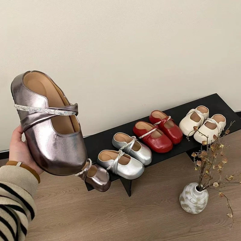 2025春新款厚底松糕小个子百搭时尚包头拖鞋女流行水钻舒适勃肯鞋