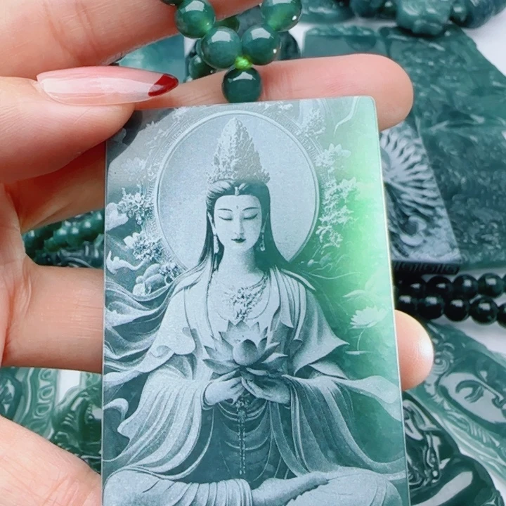 翡翠未镶嵌颈饰多样性发货天然A货翡翠