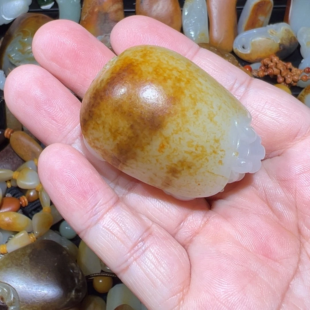 和田玉吊坠(不含链)未镶嵌回***灰