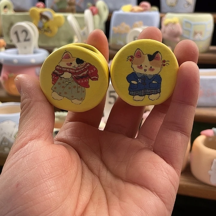 不***！黄色猫咪花盆2个手绘