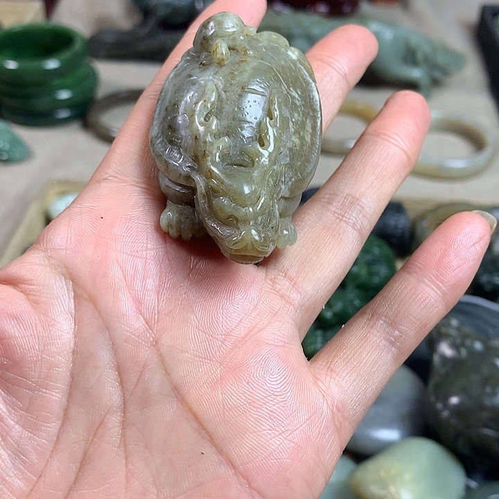 和田玉（糖玉）未镶嵌手镯