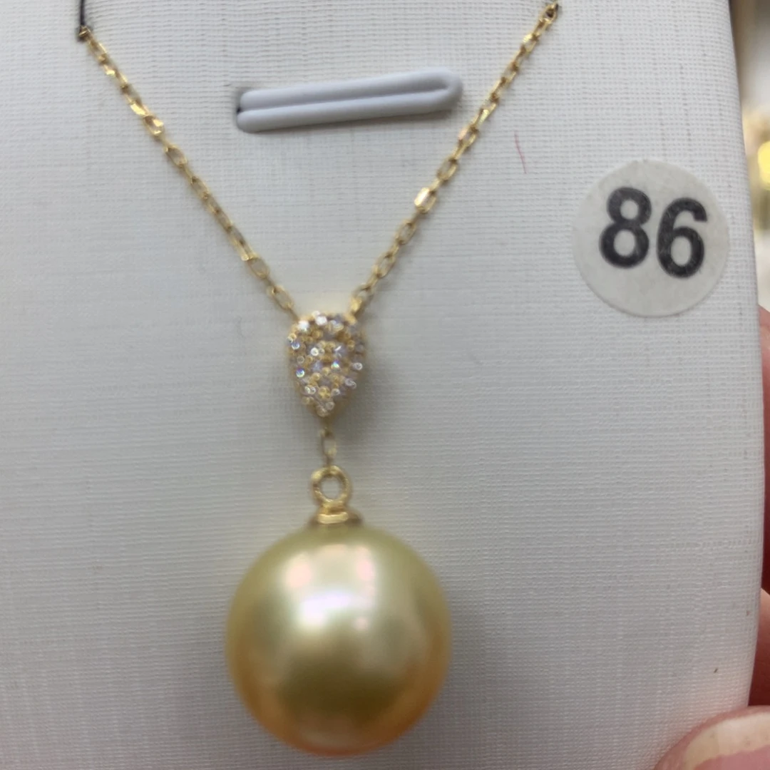 海水珍珠颈饰18K金镶嵌钻 石13+