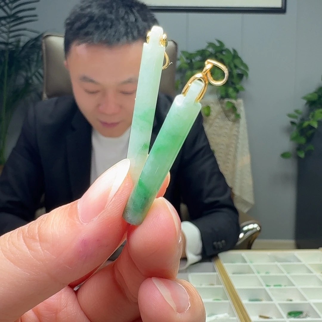 翡翠银S925镶嵌吊坠(不含链)多样性发货其一