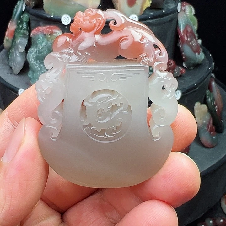 潇***洒未镶嵌秦紫玉玛瑙/玉髓