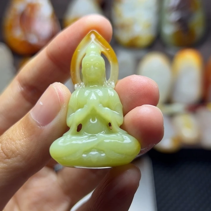 和田玉未镶嵌颈饰