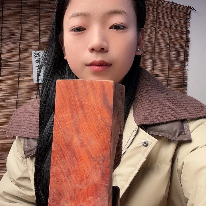 大叶紫檀（黑酸枝木类）