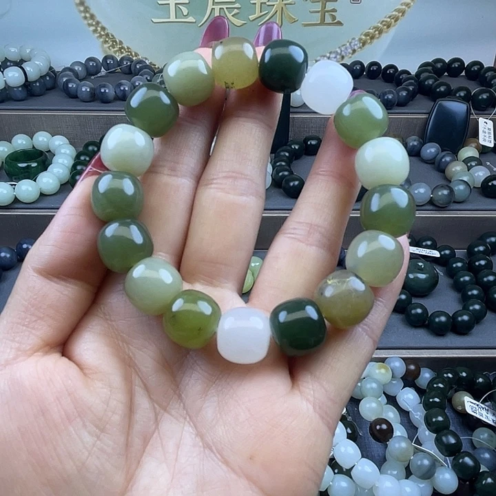 和田玉未镶嵌手链