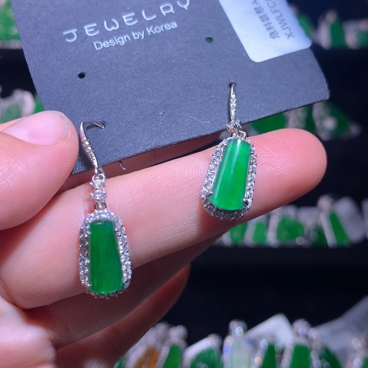 【闪购商品】颈饰银S925镶嵌翡翠天然翡翠