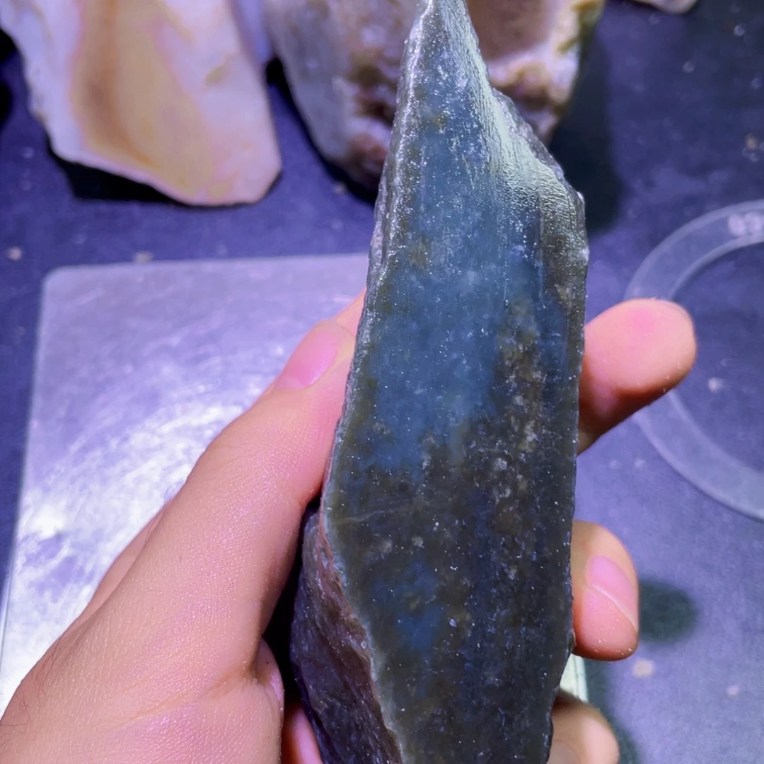 未镶嵌和田玉珠宝半成品