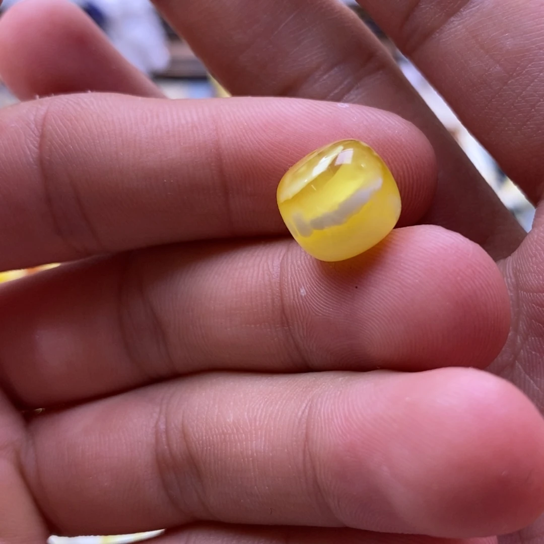未镶嵌琥珀珠宝奇石11.6mm