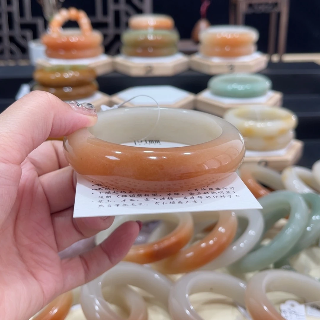 石英质玉手镯未镶嵌h***o