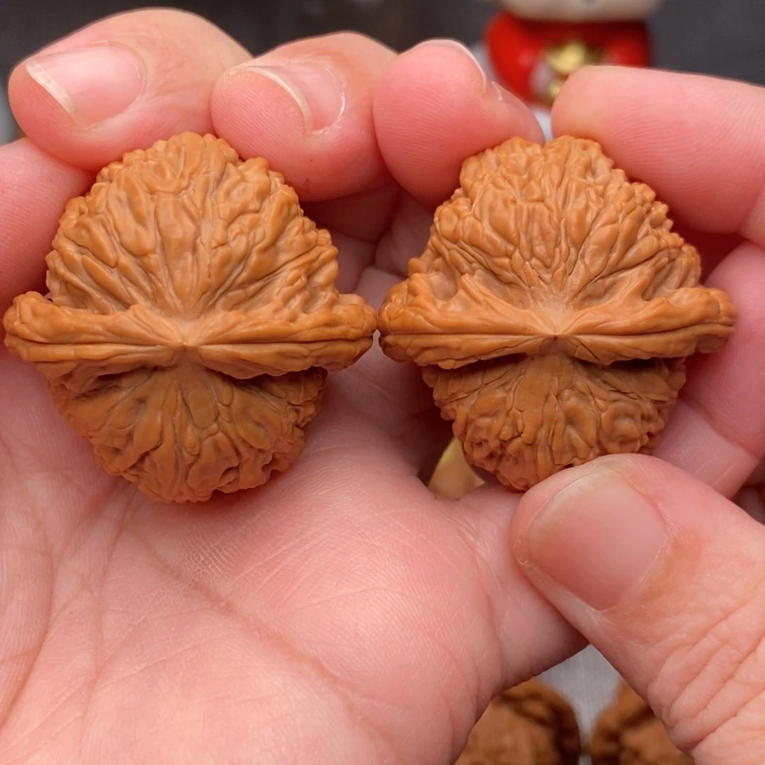 文玩核桃把件36全品毕业白狮子