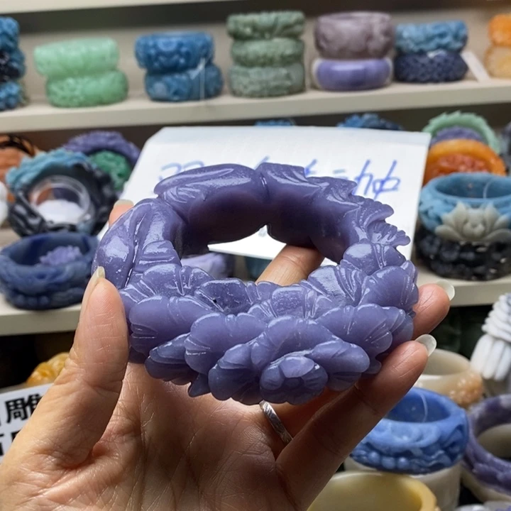 未镶嵌手镯石英岩玉