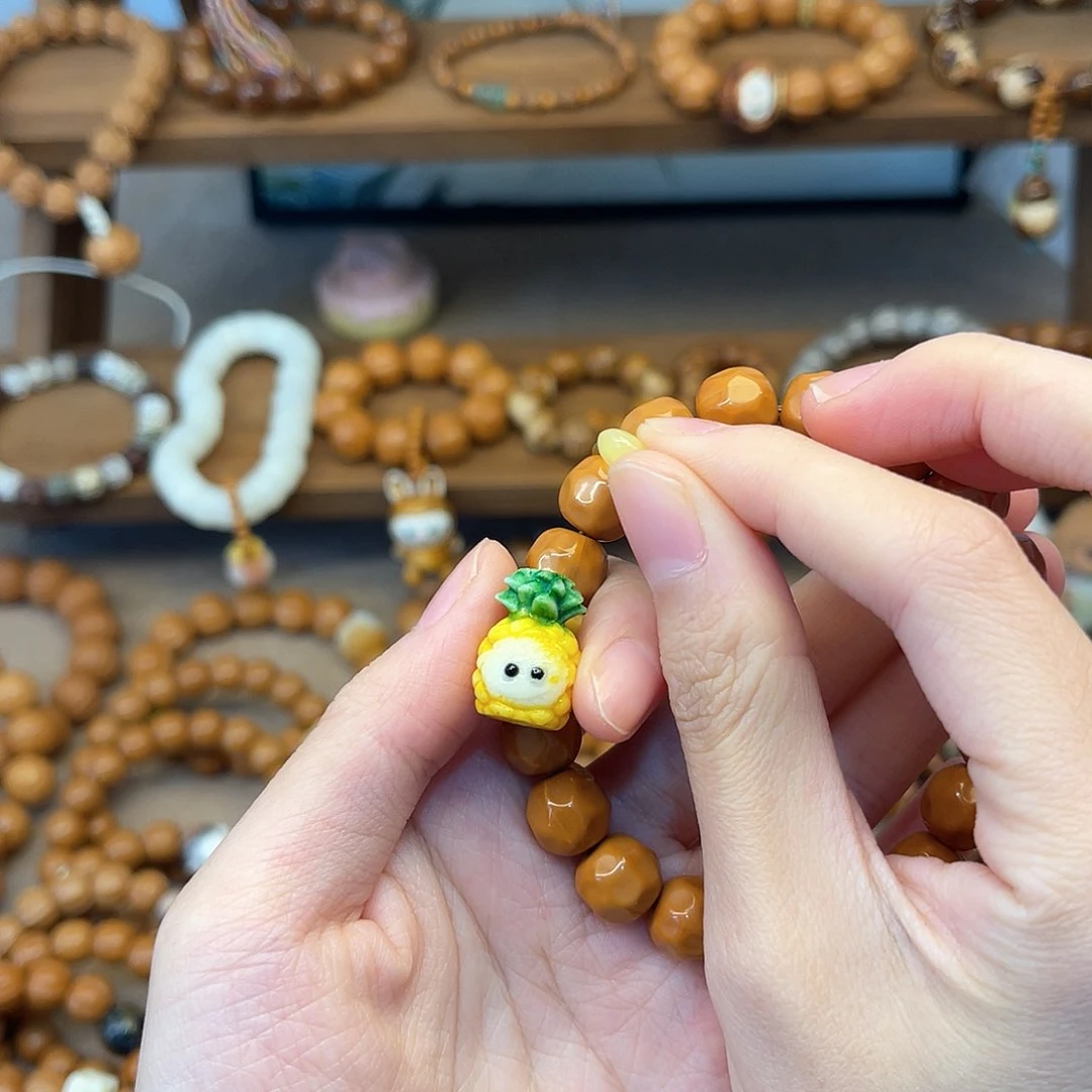 猴头核桃手串K***i搭配菠萝